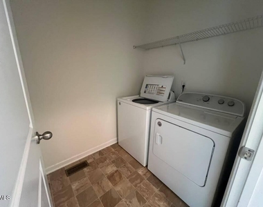 6140 Beale Loop - Photo Thumbnail 21