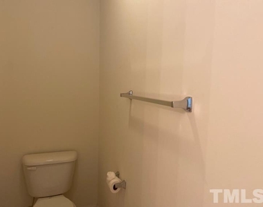1725 Tw Alexander Drive - Photo Thumbnail 7