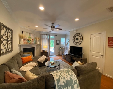 4646 Altha Street - Photo Thumbnail 6