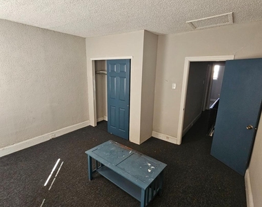 3963 3963 Wyalusing Avenue - Photo Thumbnail 12