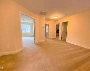 4016 Landover Peak Place - Photo Thumbnail 13