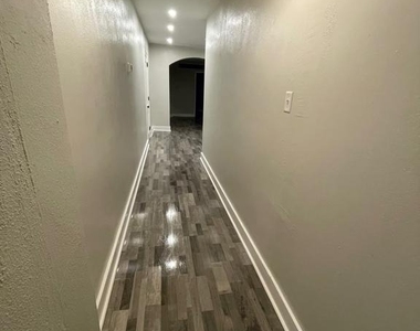 336 Main St - Photo Thumbnail 1