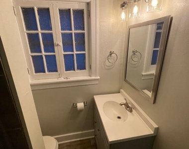 336 Main St - Photo Thumbnail 4