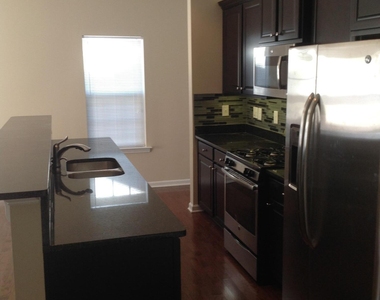 933 Ileagnes Road - Photo Thumbnail 5