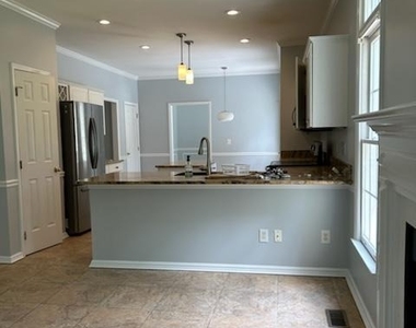 110 Noritake Drive - Photo Thumbnail 5