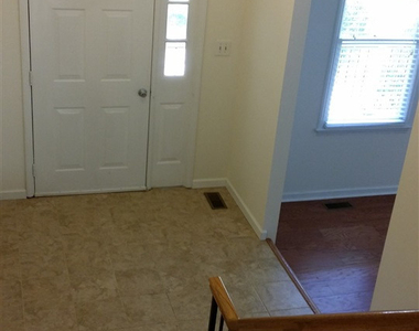4919 Robinwood Road - Photo Thumbnail 10