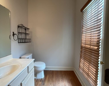 102 Longstock Court - Photo Thumbnail 7