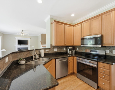 5816 Acorn Knoll Place - Photo Thumbnail 7