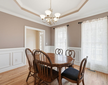 5816 Acorn Knoll Place - Photo Thumbnail 9