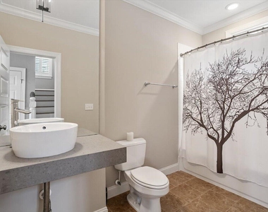 405 Jewell Drive - Photo Thumbnail 27