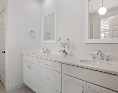 405 Jewell Drive - Photo Thumbnail 35