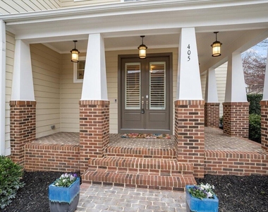 405 Jewell Drive - Photo Thumbnail 4