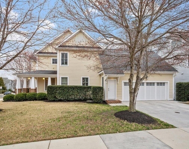 405 Jewell Drive - Photo Thumbnail 3