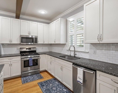 405 Jewell Drive - Photo Thumbnail 21
