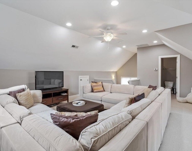 405 Jewell Drive - Photo Thumbnail 43