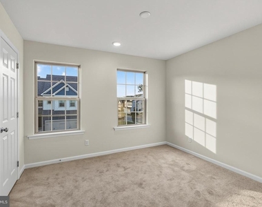 302 Milton Stamp Drive - Photo Thumbnail 31