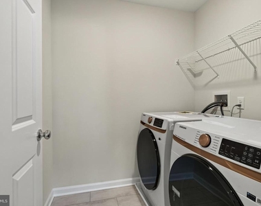 302 Milton Stamp Drive - Photo Thumbnail 25