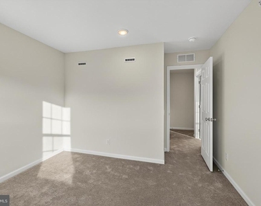 302 Milton Stamp Drive - Photo Thumbnail 32
