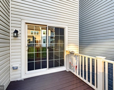 302 Milton Stamp Drive - Photo Thumbnail 38