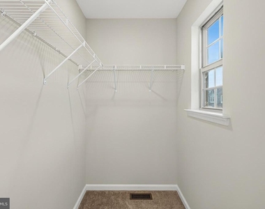 302 Milton Stamp Drive - Photo Thumbnail 33