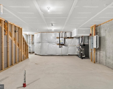 302 Milton Stamp Drive - Photo Thumbnail 35