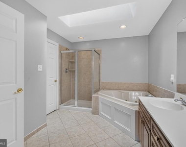 16 Oak Leaf Lane - Photo Thumbnail 43