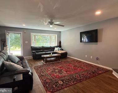 195 Longford Road - Photo Thumbnail 1