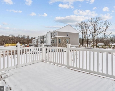 137 Ada Hightower Avenue - Photo Thumbnail 22
