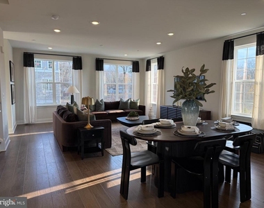137 Ada Hightower Avenue - Photo Thumbnail 16