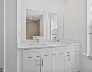 137 Ada Hightower Avenue - Photo Thumbnail 32