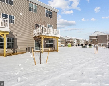 137 Ada Hightower Avenue - Photo Thumbnail 37