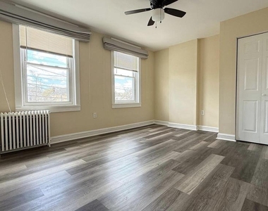 2030 Liberty Street - Photo Thumbnail 21