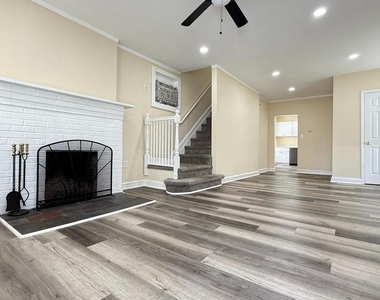 2030 Liberty Street - Photo Thumbnail 4