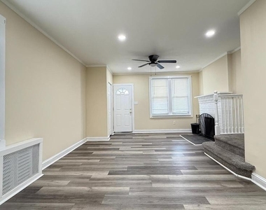 2030 Liberty Street - Photo Thumbnail 7