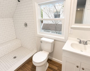 2220 Brunswick Avenue - Photo Thumbnail 13