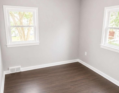 2220 Brunswick Avenue - Photo Thumbnail 11