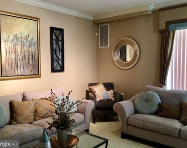 118 Masterson Court - Photo Thumbnail 5
