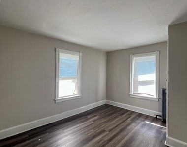 103 Newell Ave - Photo Thumbnail 10