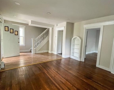 103 Newell Ave - Photo Thumbnail 2