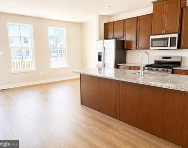 114 Spyglass Hill Drive - Photo Thumbnail 9