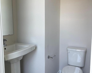 114 Spyglass Hill Drive - Photo Thumbnail 12