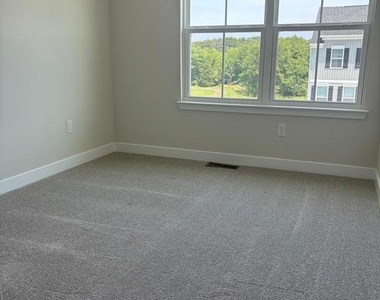 114 Spyglass Hill Drive - Photo Thumbnail 14