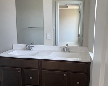 114 Spyglass Hill Drive - Photo Thumbnail 20