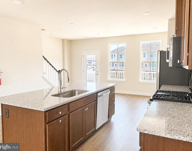 114 Spyglass Hill Drive - Photo Thumbnail 10