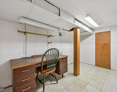 410 Narragansett Drive - Photo Thumbnail 22