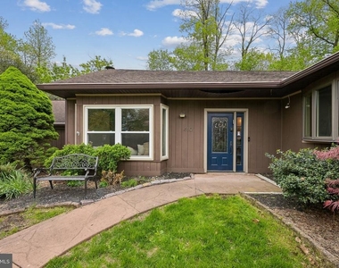 410 Narragansett Drive - Photo Thumbnail 1