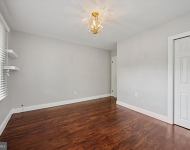 704 Cedar Avenue - Photo Thumbnail 9