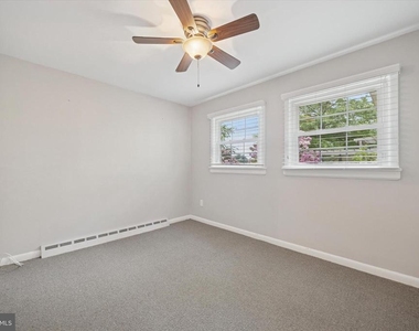 704 Cedar Avenue - Photo Thumbnail 6