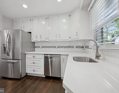 704 Cedar Avenue - Photo Thumbnail 15