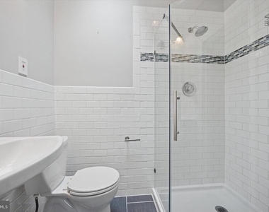 704 Cedar Avenue - Photo Thumbnail 19